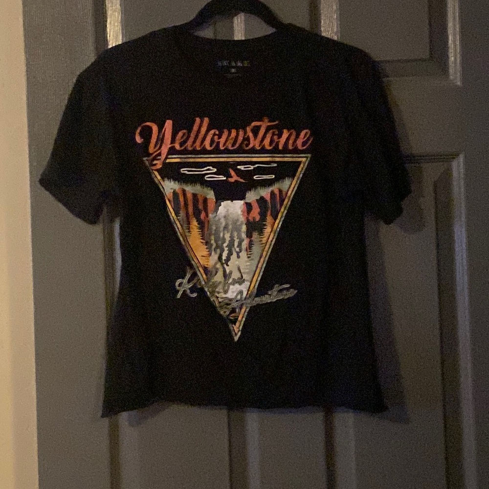 Yellowstone cropped tee